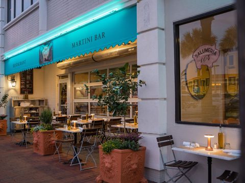 The front patio at Salumeria 104 Atlantic Beach